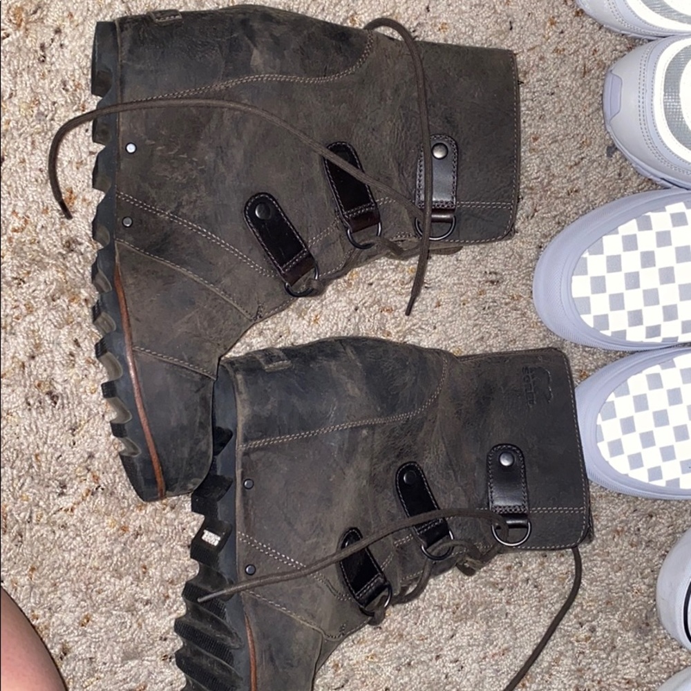 SOREL BOOTS